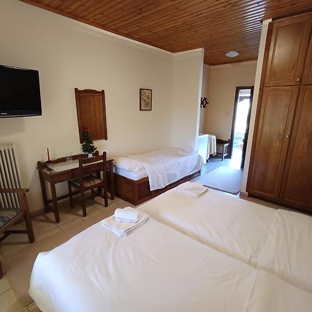 2 Alonia Hotell Anatoliki Frangista Rom bilde